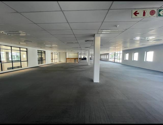 566M² OFFICE TO LET IN RIVONIA